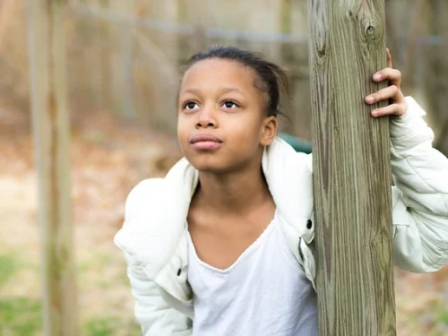 Rüyada Ayrılmak Ağlamak